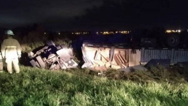 Un policía hizo dedo, se subió a un camión y murió en un accidente