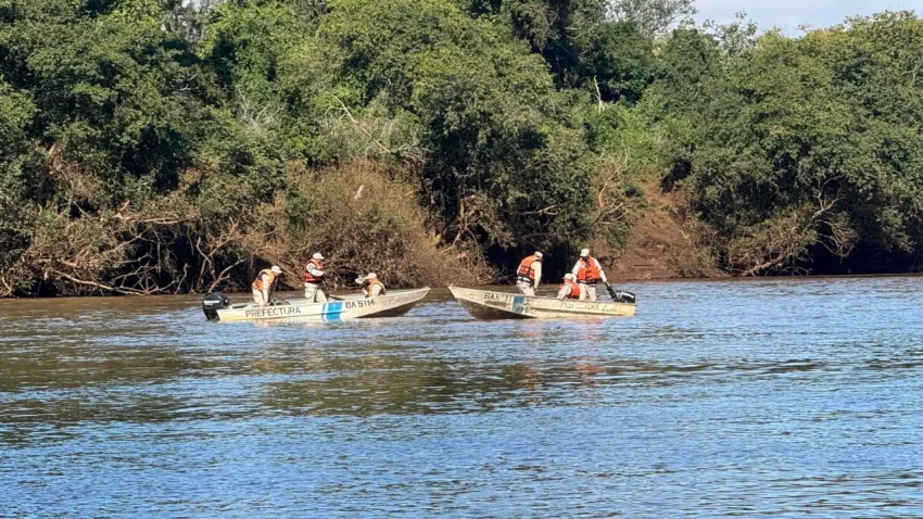 Prefectura refuerza operativos para combatir el cruce ilegal de personas y el cuatrerismo