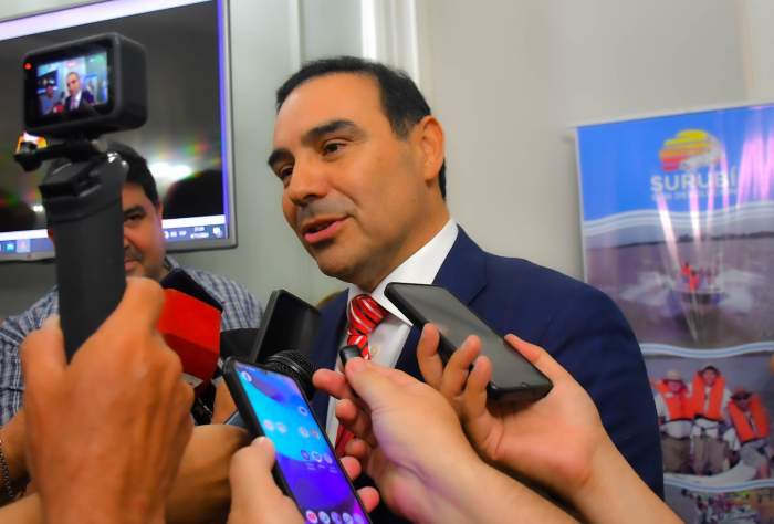Valdés se reunirá este martes con Milei y gobernadores radicales