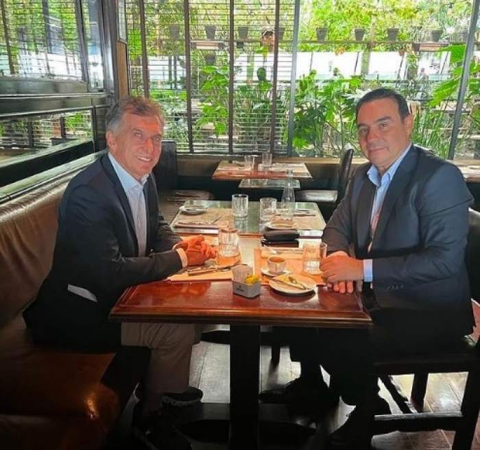 Mauricio Macri con Valdés: "De los mejores gobernadores de la historia"