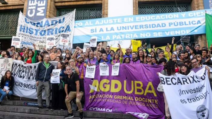 Nación anunció aumento a docentes y no docentes universitarios