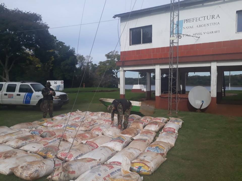 Garrucho: secuestraron más de cuatro toneladas de soja de contrabando que iban a Brasil