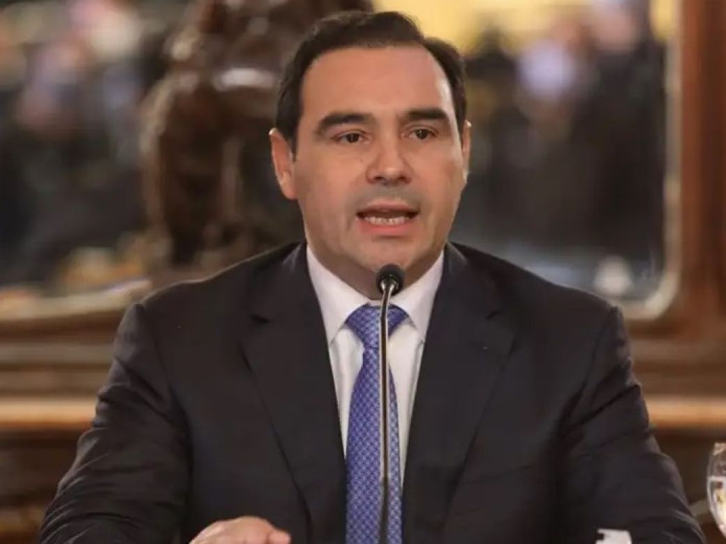 Sueldos de septiembre: Valdés anunció cronograma pago