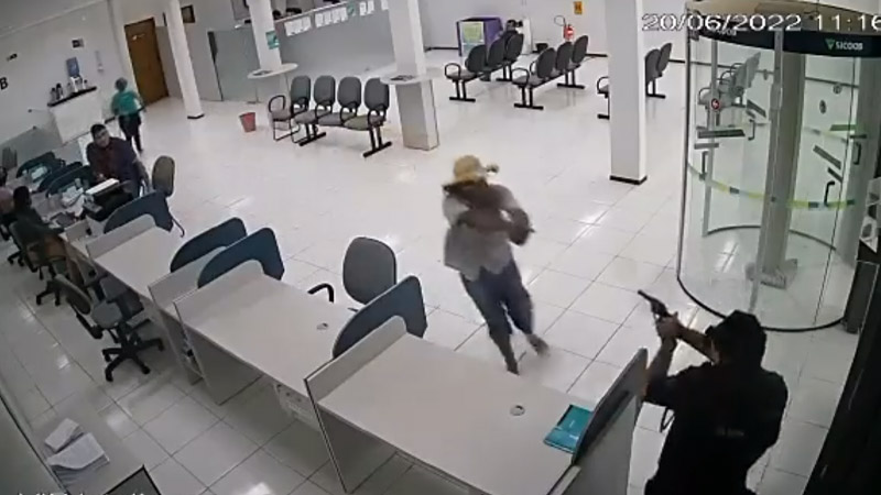 Brasil: Ladrón murió desangrado al intentar robar un banco