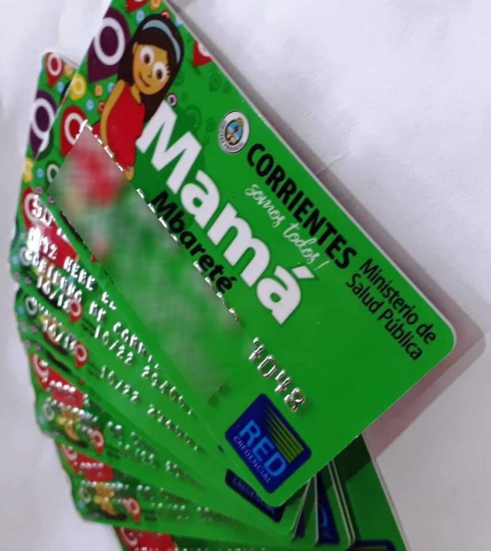 Esquina: Beneficiarias de "Mamá Mbareté" que deben retirar su tarjeta