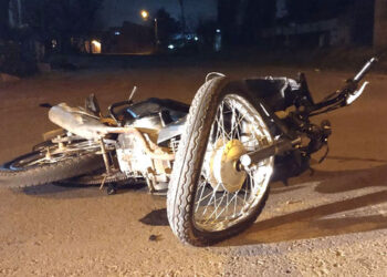 Esquina: Murió un joven de 22 años tras chocar un poste de luz con su motocicleta