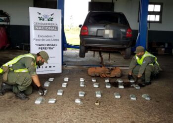 Tapebicuá: Incautaron droga oculta en el tanque de combustible de un auto