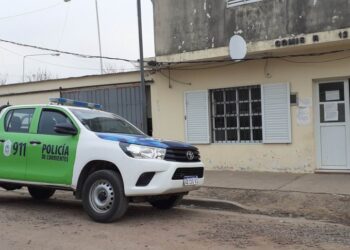 Corrientes: abusó de su suegra mientras se bañaba y desató una batalla campal entre familiares