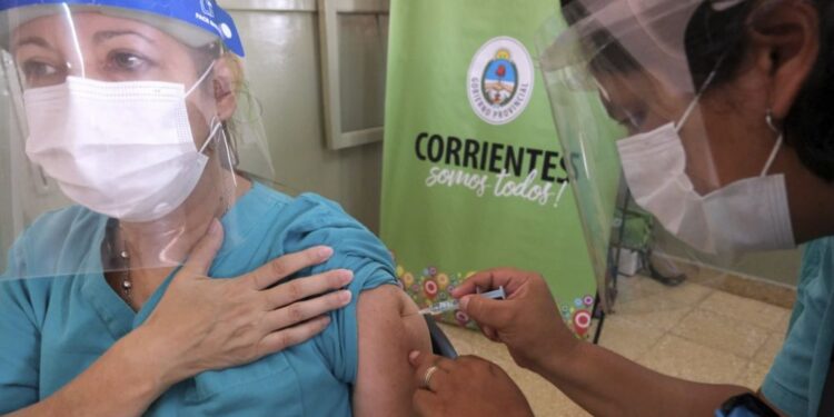 Llegaron a Corrientes 19.800 dosis de vacunas contra el Covid 19