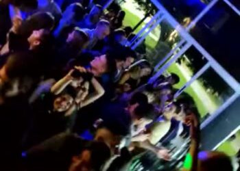 Escándalo en Esquina por una nueva multitudinaria fiesta en un bar de la Costanera