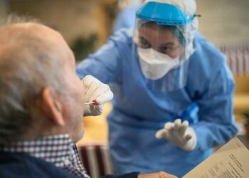 Argentina comenzó a transitar “la segunda ola” de contagios de coronavirus, aseguró Vizzotti