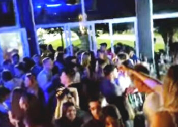 Esquina: detectan casos positivos en personas que estuvieron en una fiesta del bar en la costanera