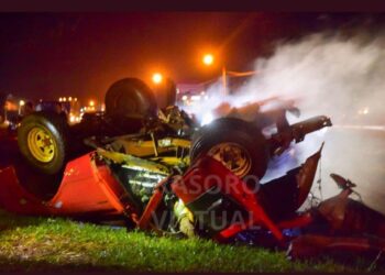 Chocaron un colectivo de larga distancia y una camioneta: hay un muerto