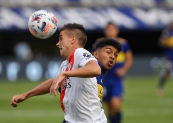 Boca y un River disminuido por el Covid dirimen la clasificación