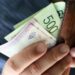 Nación oficializó la suba del 35% del salario mínimo, vital y móvil