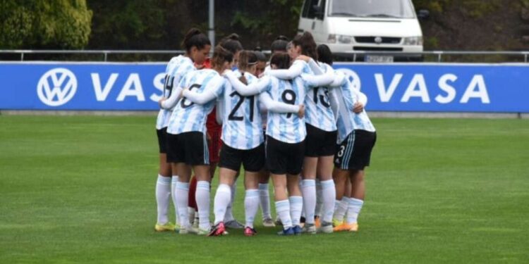 Futbolistas argentinas denunciaron por acoso sexual a un entrenador de AFA