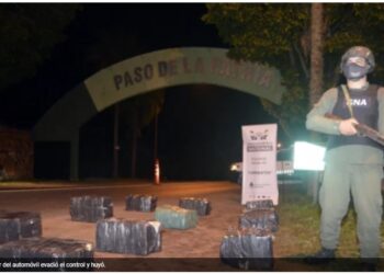 San Cosme: Secuestraron más de 300 kilos de droga en un auto que fue abandonado