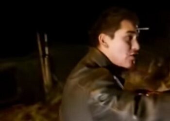 Un hombre llegó al hospital con un cuchillo clavado en la frente