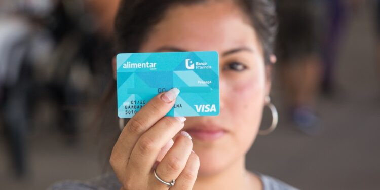El Gobierno anunció un aumento en el monto de la Tarjeta Alimentar