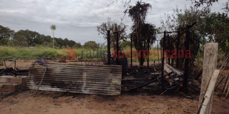 Un abuelo murió calcinado en el incendio de la casilla en Bella Vista