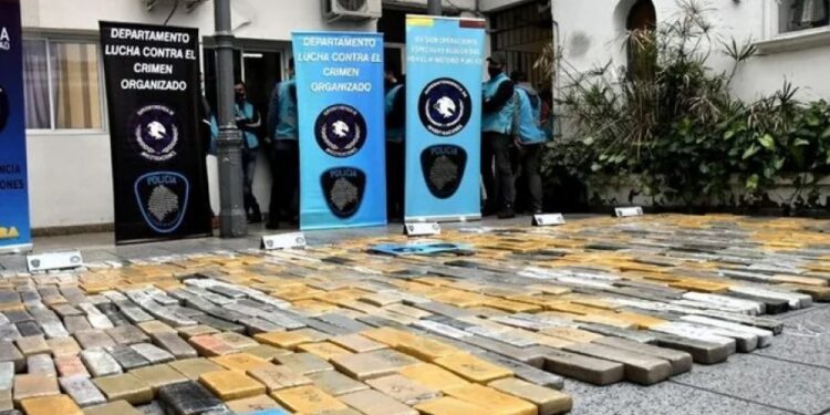 De Corrientes a las villas porteñas: interceptaron más de 700 kilos de droga