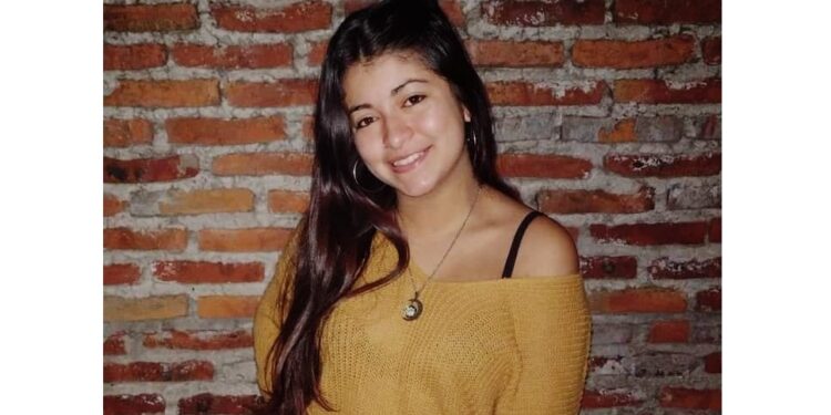 Esquina: la manosearon en la calle y en plena luz del día