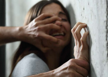 Asaltaron a una familia en su casa de Pilar y violaron a una joven