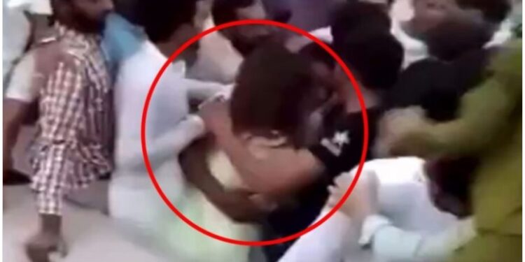 Estrella de TikTok fue desnudada y abusada por una manada de hombres