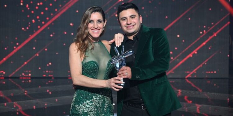 Nació el hijo de Francisco Benítez, campeón de “La Voz Argentina”