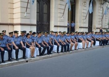 Oficializaron los 1388 ascensos en la Policía de Corrientes