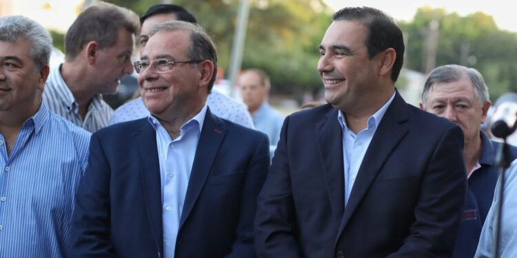 Valdés y Tassano lideran el ranking de imagen positiva en el país
