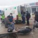 Corrientes:  sin casco y con muletas, chocó con el acoplado de un camión