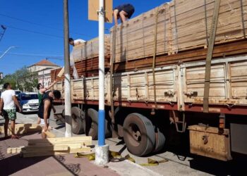 Esquina: Llegó el piso de parquet para el Club San Martín