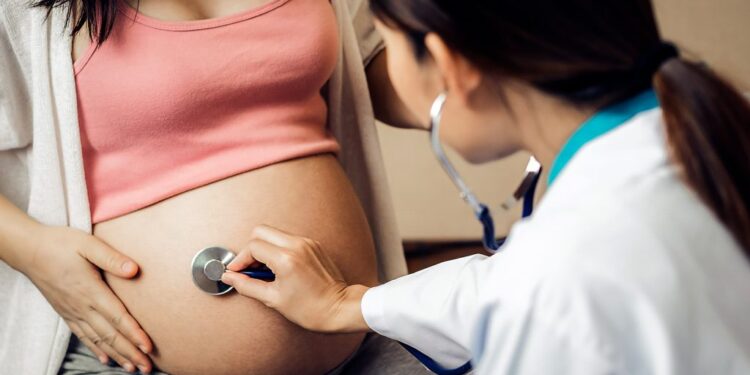 Obstetricia: se encuentran en proceso de apertura de Residencias en Esquina