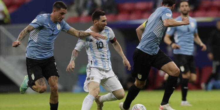 Argentina – Uruguay, por las Eliminatorias: entradas agotadas en tres horas