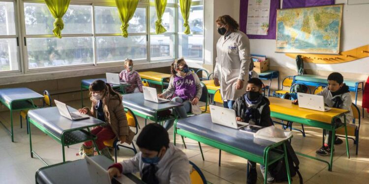Calendario escolar 2022: En Corrientes iniciará el 14 de febrero