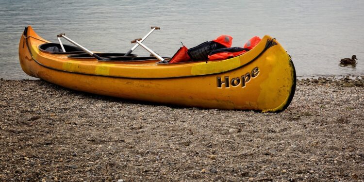 Se hundió un bote piragua en Ituzaingó: hay dos desaparecidos