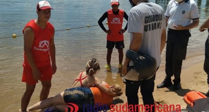 “Mi hijo me está llamando”, dijo la mujer que rescataron del Paraná