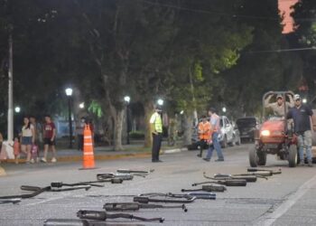 La Municipalidad de esquina procedió a la destrucción de los escapes libres