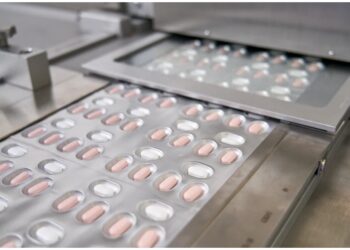 EEUU autorizó la primera píldora contra el COVID-19: es de Pfizer y puede tomarse en casa