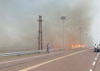 Aña Cuá y Lavalle, otras dos localidades acorraladas por el fuego