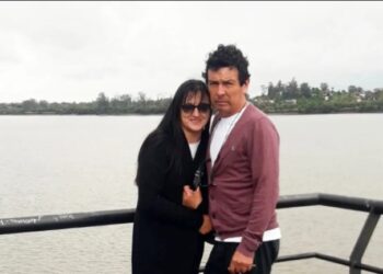 Su padre se oponía a su amor y se reencontaron 35 años después