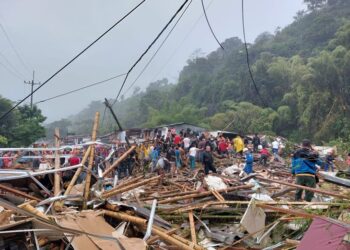 Colombia: al menos 11 muertos y 35 heridos por un alud