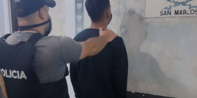 Lo detuvieron y volvió a escaparse el menor que hirió en un asalto a periodista de Corrientes