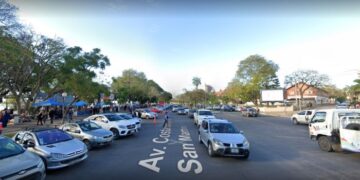 Costanera de Corrientes: adolescente se disparó y está grave