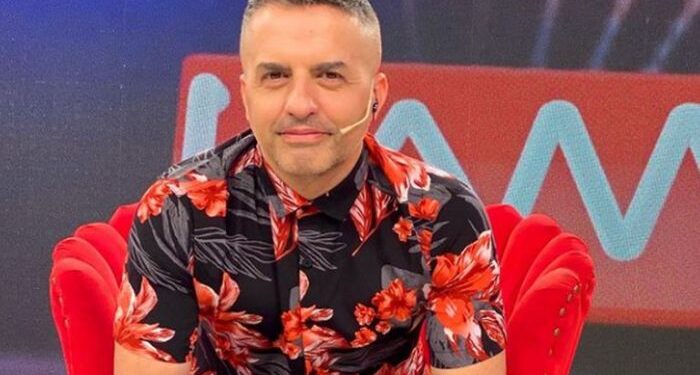 Ángel de Brito confirmó a una sexta panelista a horas del debut en América TV