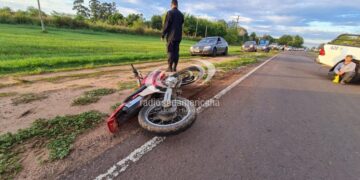 Bella Vista: chocó con una moto y luego la atropelló un colectivo