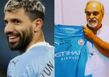 Libertador: Sergio Agüero donó una camiseta suya y útiles a una escuela