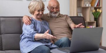 Computadoras para jubilados: cómo acceder al beneficio