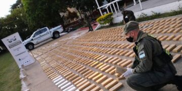 Paso de la Patria: Abandonaron un vehículo con más de 650 kilos de marihuana